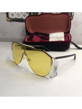 New Authentic Gucci Yellow Lens Sunglasses GG0584s 004 , description : Gucci GG0